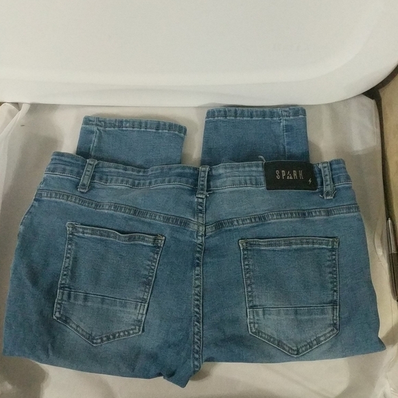 Spark Distressed Skinny Medium Wash - size 36 x 34 - Picture 7 of 9